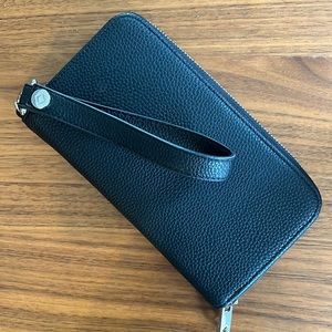 black wallet from thirty-one!!